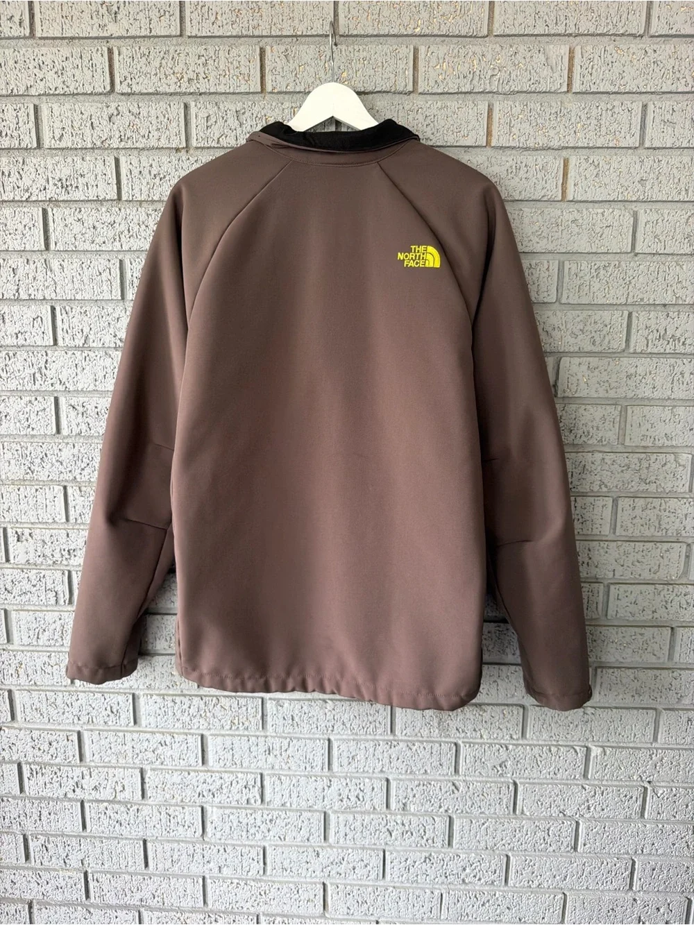 The North Face Apex Bionic Softshell Jacket Brown Yellow Size Medium